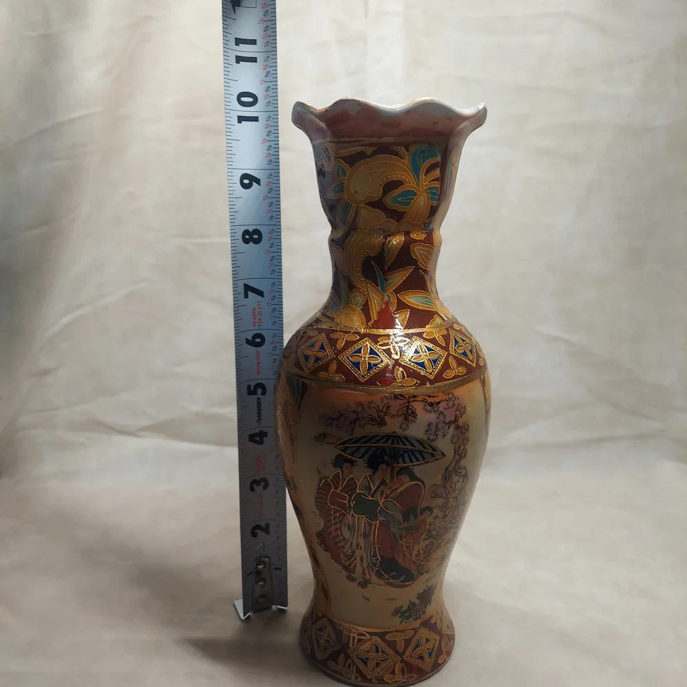 Vintage Japanese Satsuma Style Hand-Painted Gilded Vase Geisha Moriage